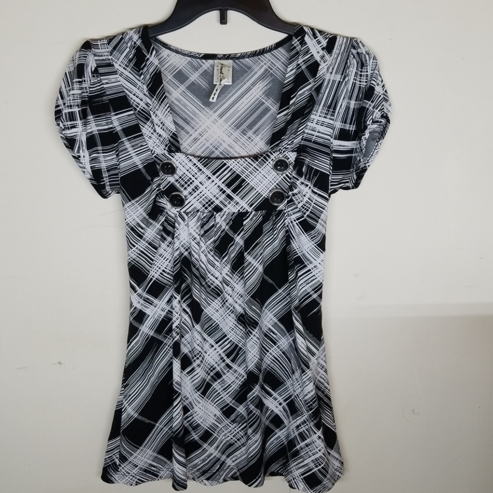 Heart Soul Black/White Top